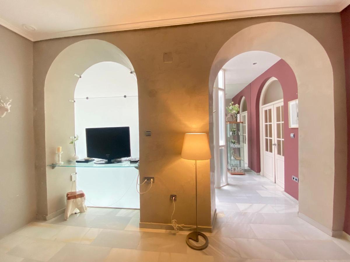 Apartamento Colon 1451 - Pleno Centro Y Wifi Gratis Кадис Экстерьер фото
