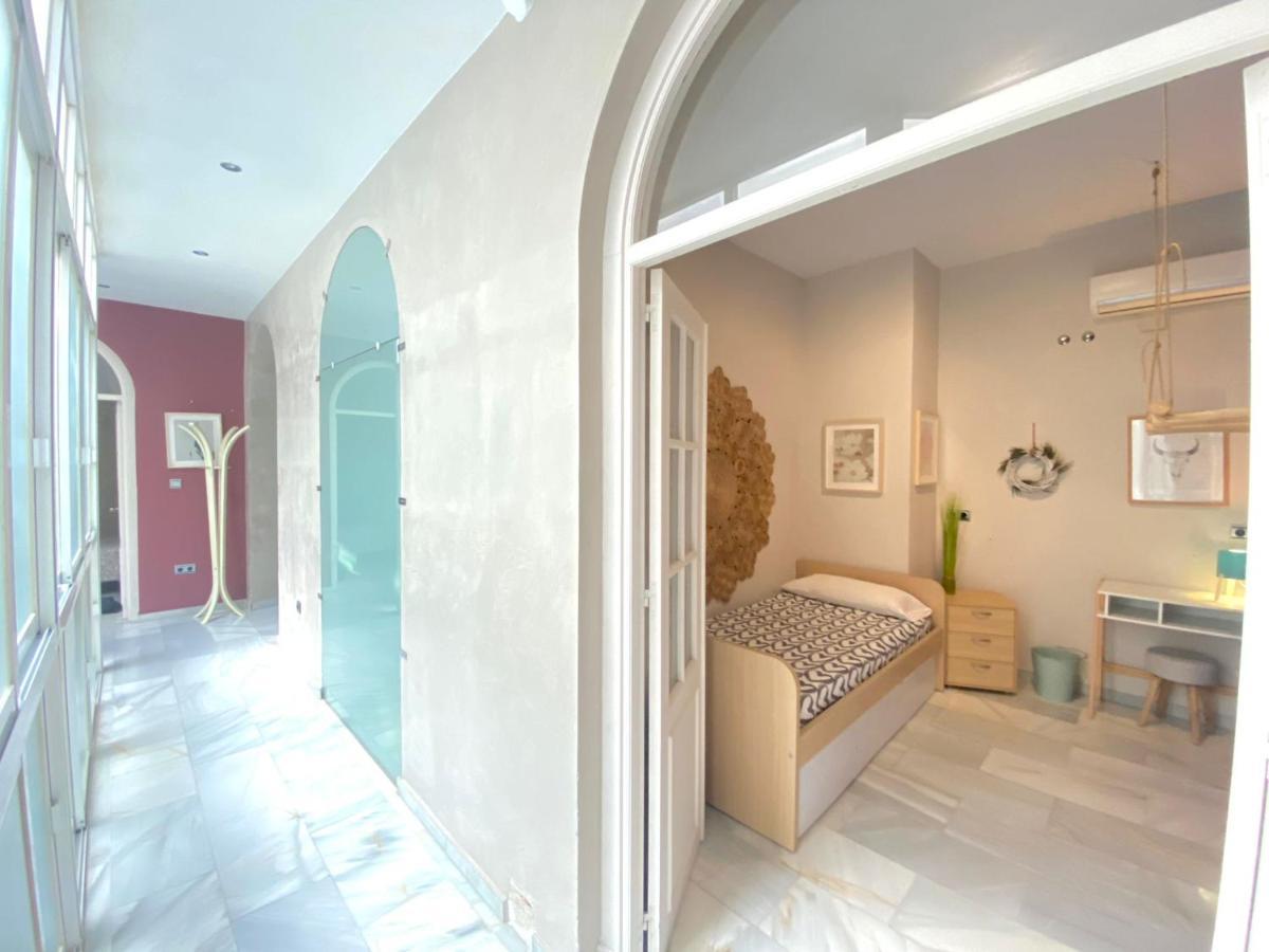 Apartamento Colon 1451 - Pleno Centro Y Wifi Gratis Кадис Экстерьер фото